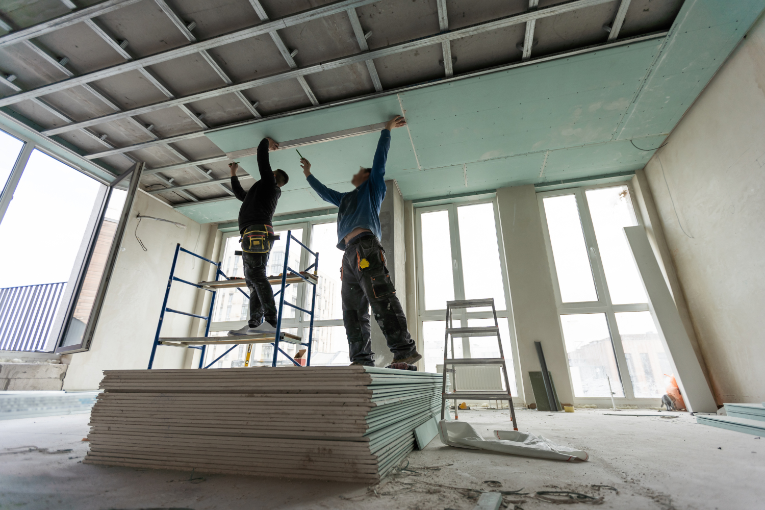 The Benefits of Professional Drywall Installation vs. DIY What Ottawa Homeowners Need to Know